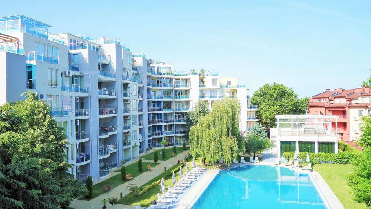 Oazis Cozy Beach Apartment Равда Екстер'єр фото